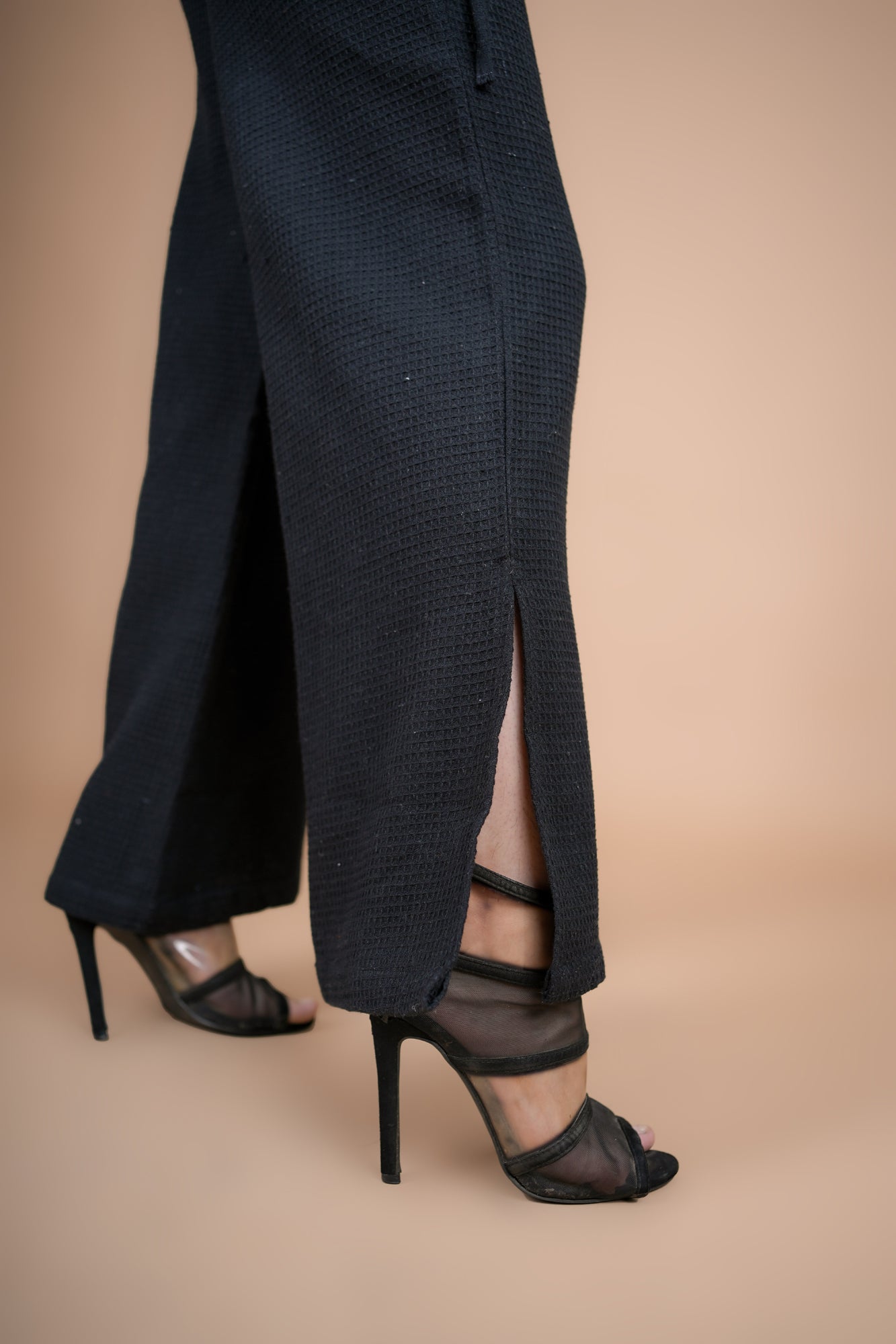 Noir Wide leg Trousers